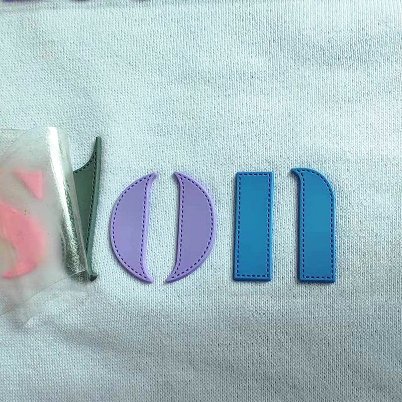 Wholesale Custom Heat Transfer Printing Label 3d Embossed Silicone Logo Printing Clothing Sustainable Tags Labels Garment Labels