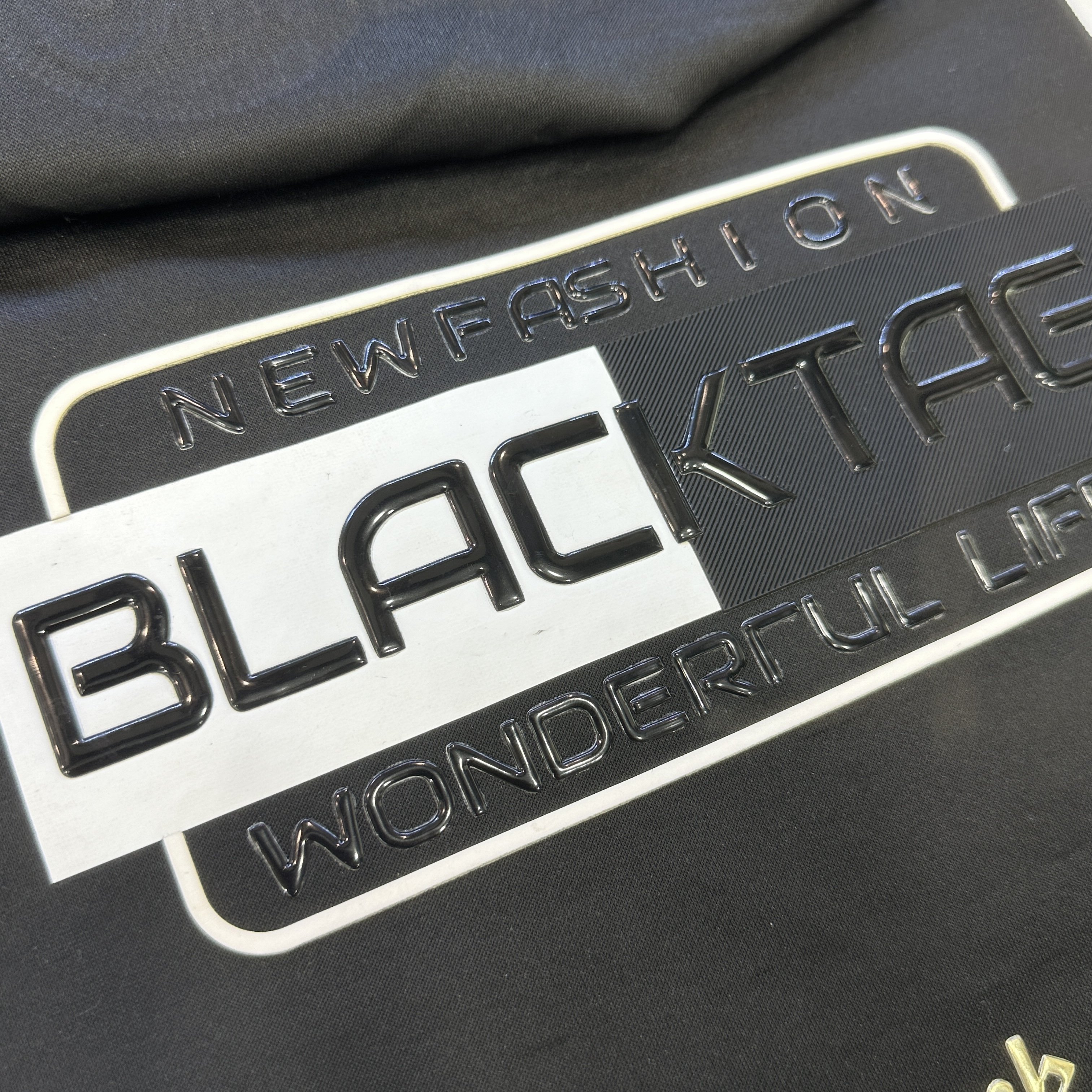 Custom 3D TPU Silicone Label Embossed Name Logo T-shirt Heat Transfer Heat Seal Label for Clothing Plating Garment Labels 300pcs