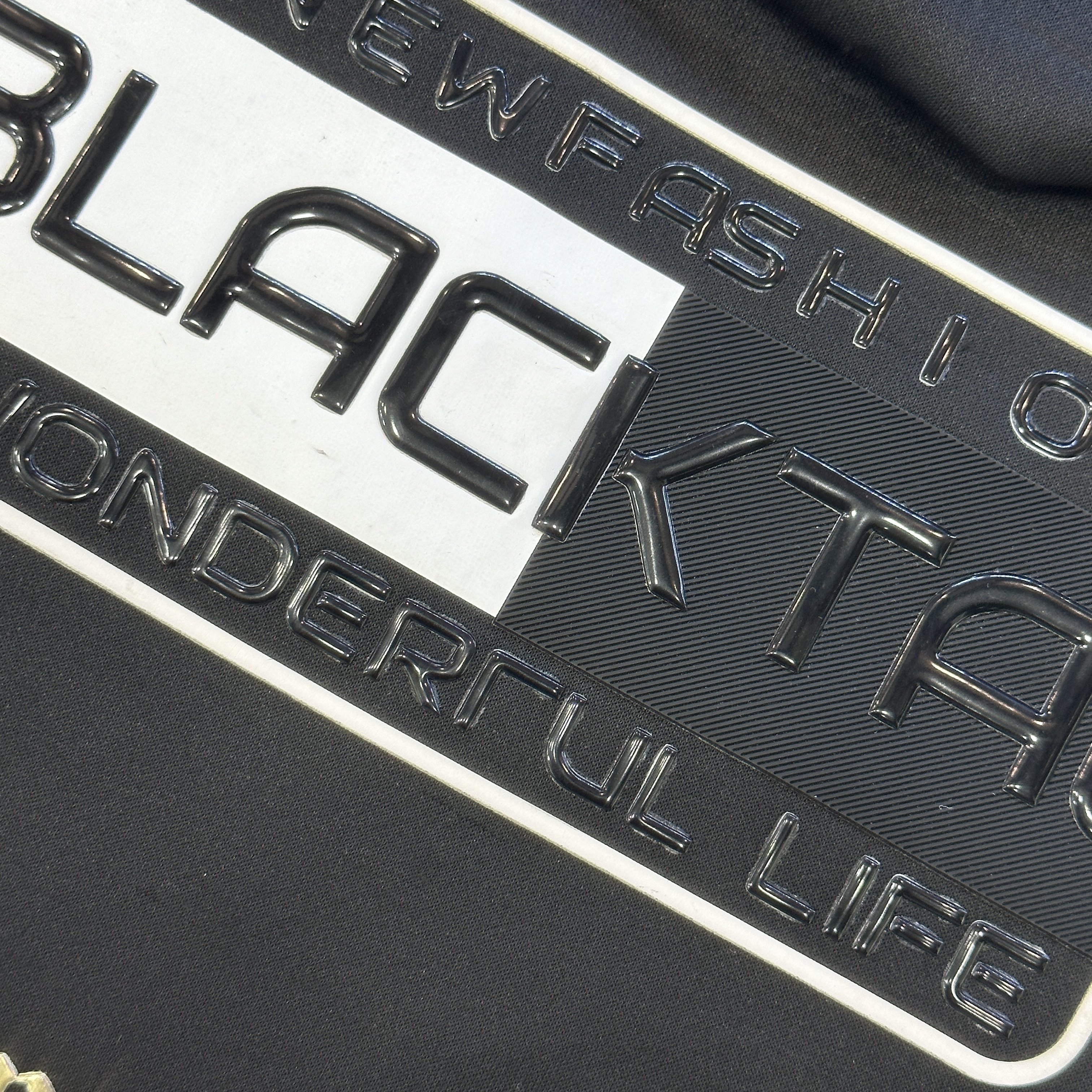 Custom 3D TPU Silicone Label Embossed Name Logo T-shirt Heat Transfer Heat Seal Label for Clothing Plating Garment Labels 300pcs
