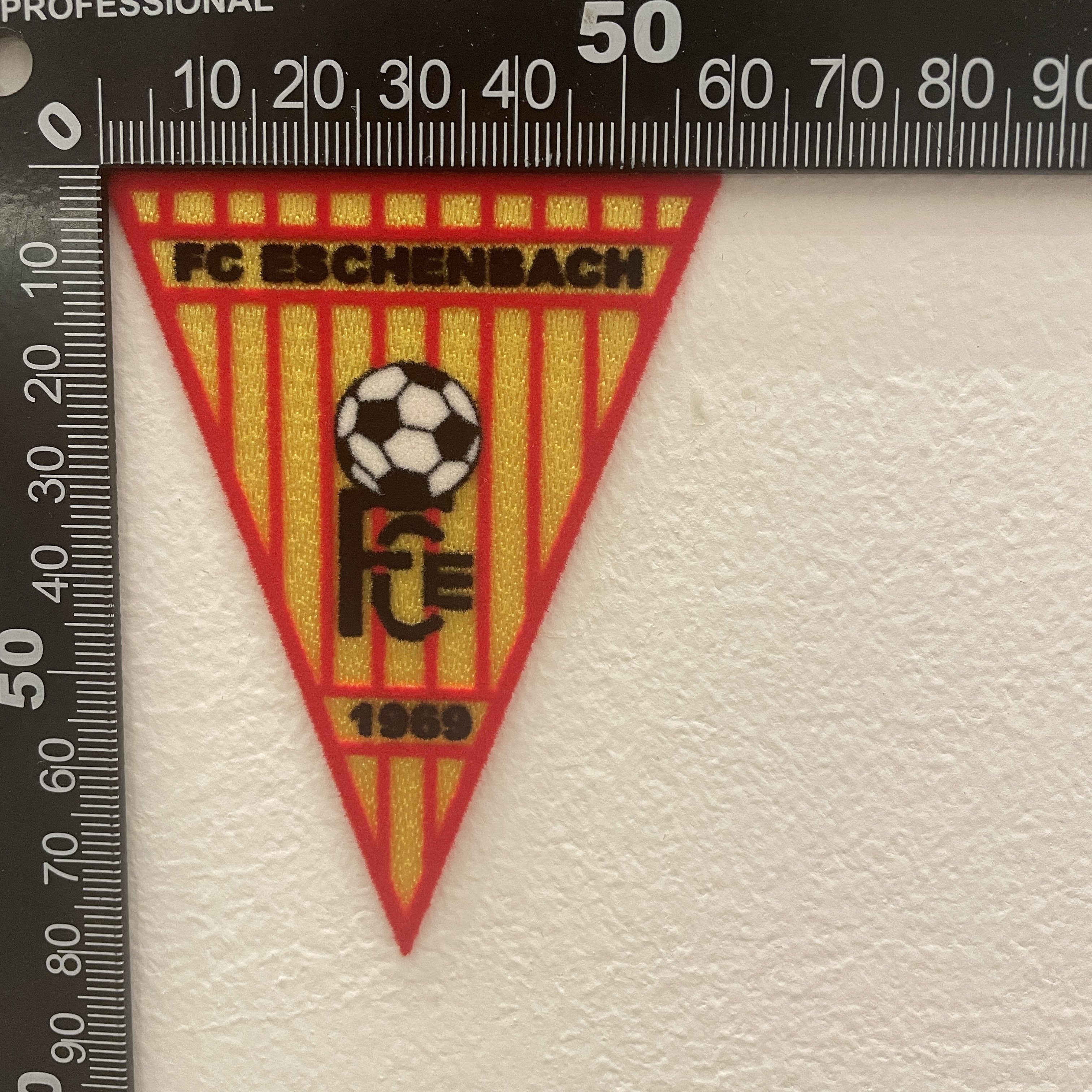 Iron On Custom Logo Fabric Heat Transfer Printing Flock Patches For Clothing