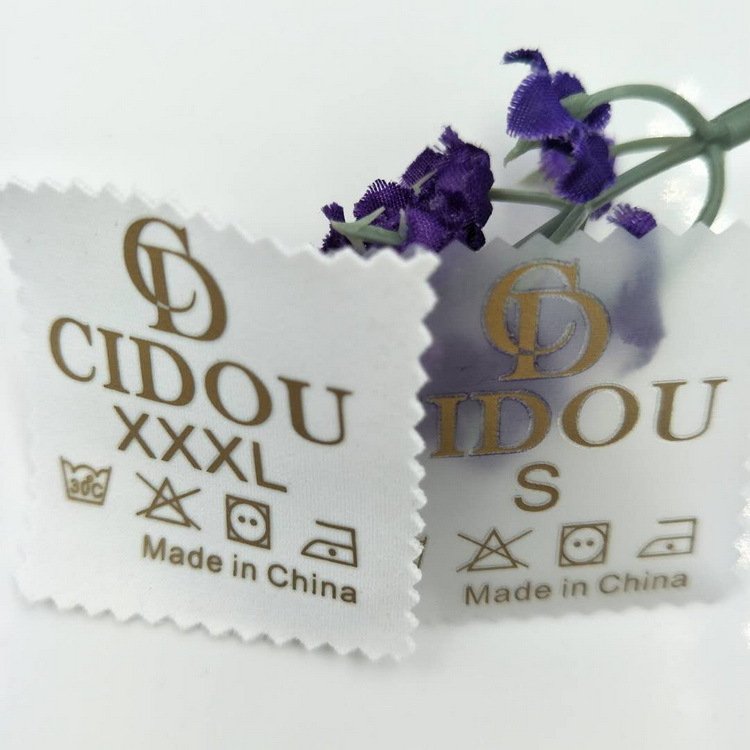 Factory Cheap Custom Heat Transfer Neck Label T Shirt Tags Custom Logo Silicone Print Care Label For Clothes