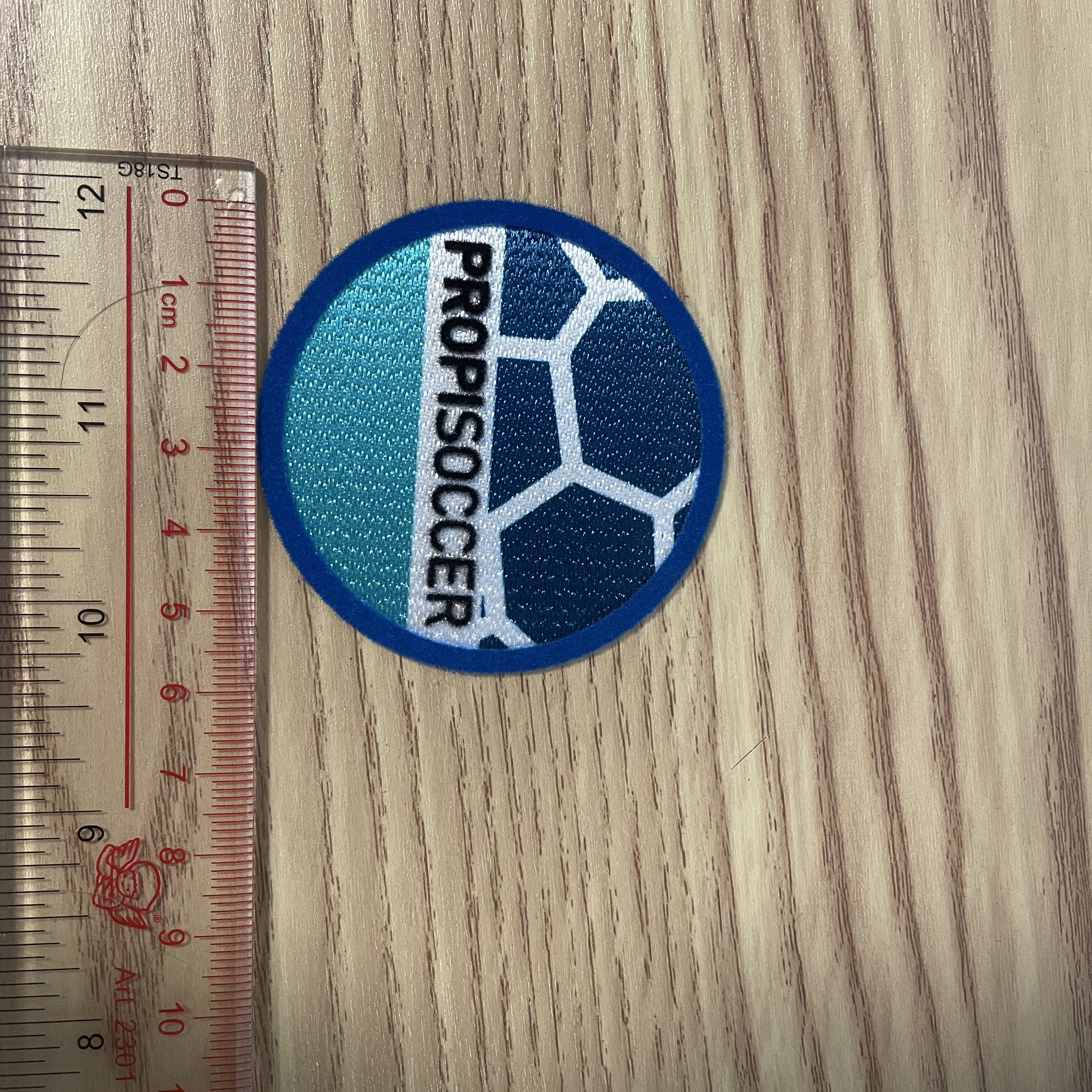 Manufacturer High Quality New Design Custom Fashion Private 3d Logo Flocking Print On Patch For T-shirt