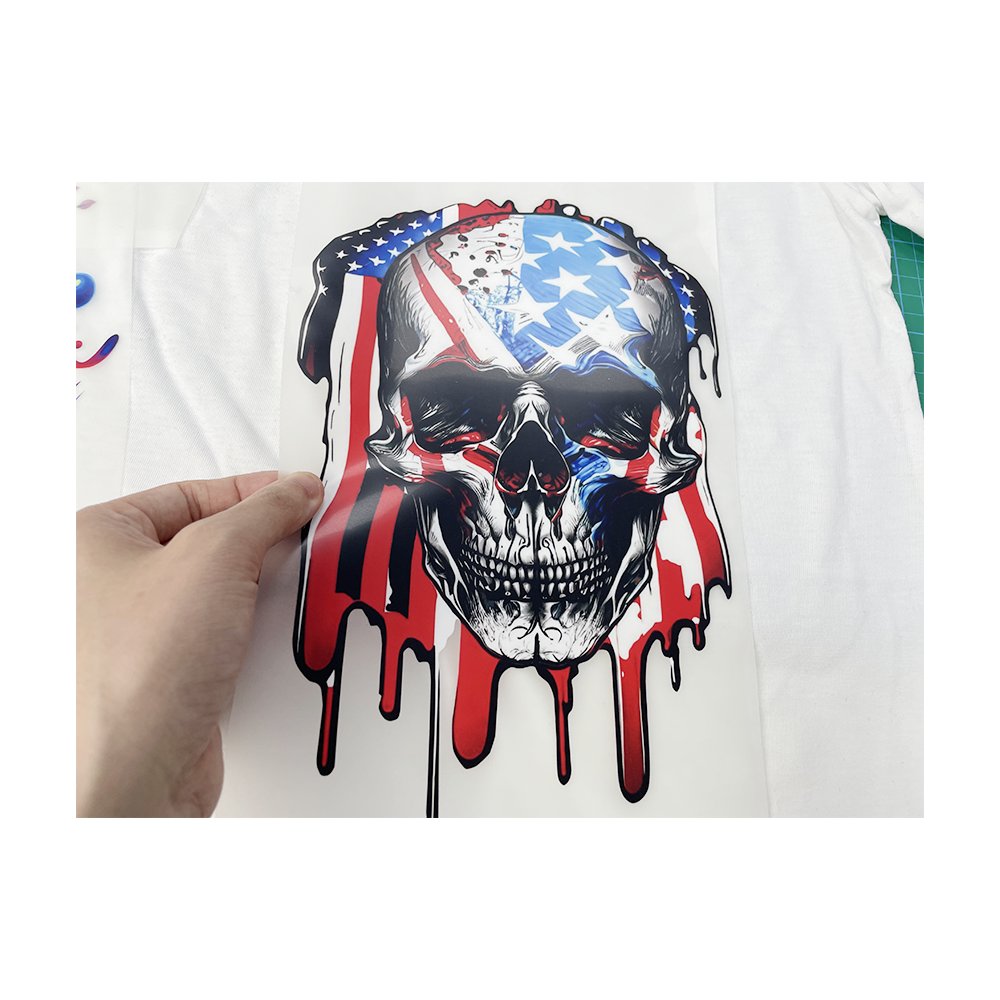 High Quality Wholesale Cartoon Cool Bear Dtf Heat Transfer Design T-Shirt Press Cotton Fabric Clothing