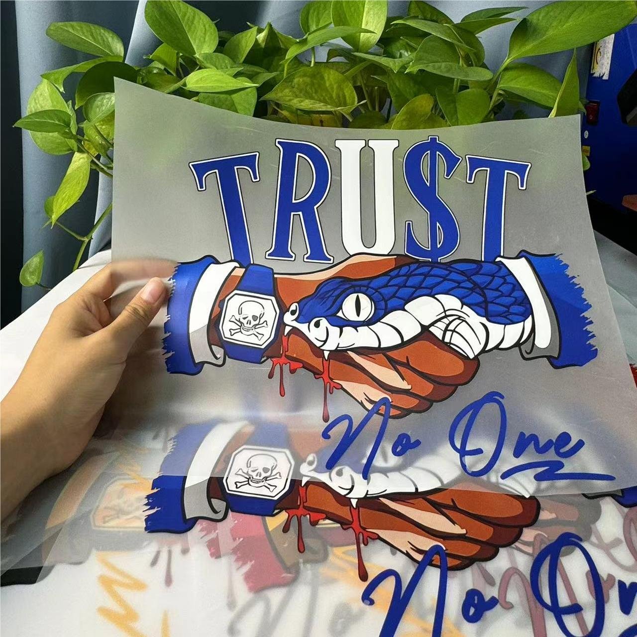 Wholesale Customizable Logo Washable Stickers Screen Printing DTF Heat Transfer Iron-on for Soft T-Shirts clothing