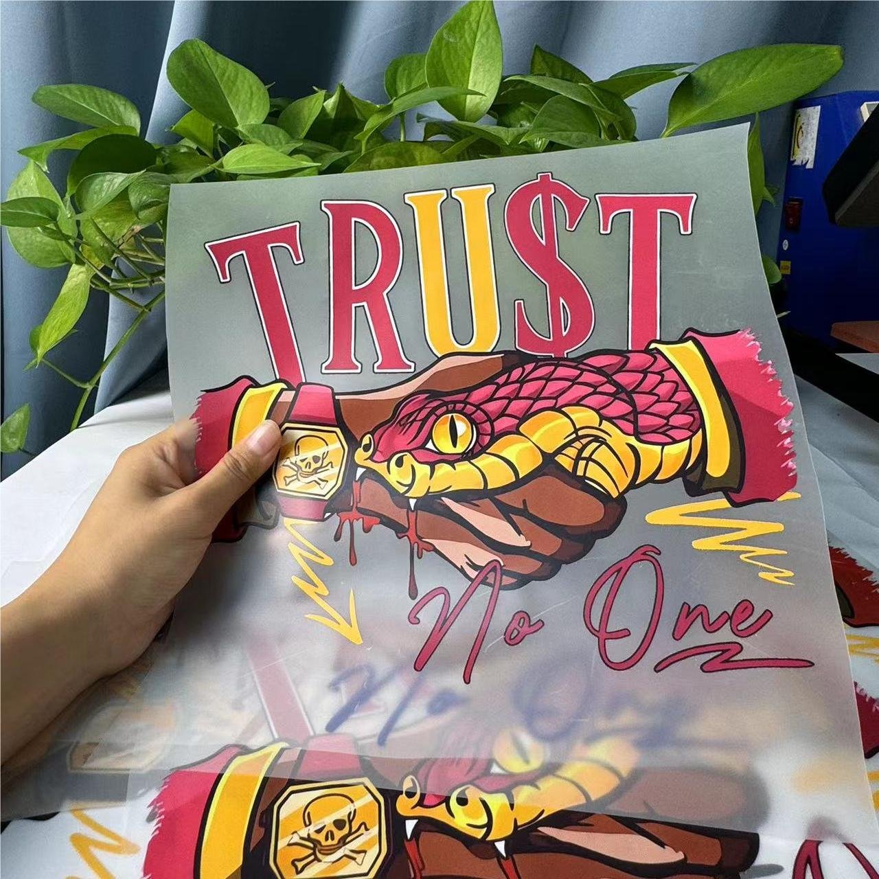 Wholesale Customizable Logo Washable Stickers Screen Printing DTF Heat Transfer Iron-on for Soft T-Shirts clothing