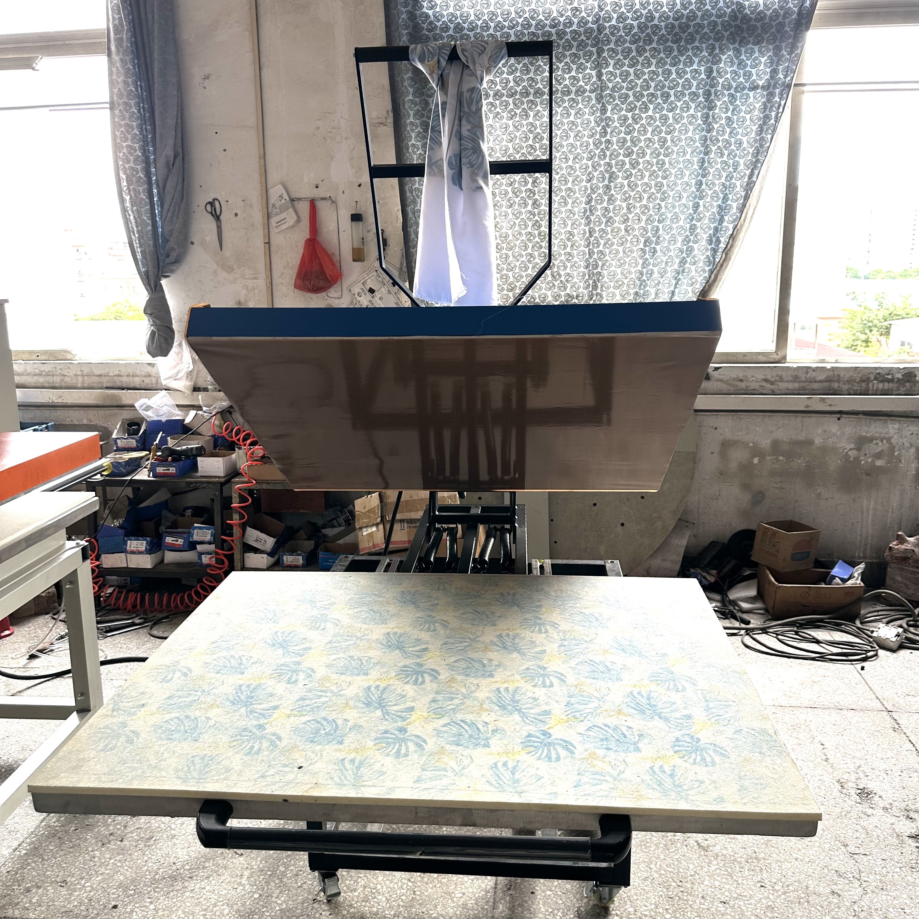 Hot selling large format heat transfer machine thermal press