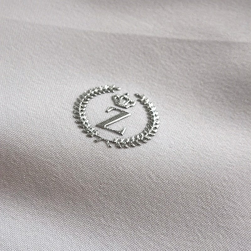 Heat Transfer Stickers Bright Surface Brand Logo Transfer Embossed TPU High-frequency 3D Wholesale Custom PVC for Leather Pp Bag