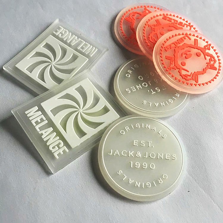 Low-Priced Custom 3D Rubber Badge Silicone-Made Soft Patch Style for Sportswear Iron-On PVC Patches for Club Decoration
