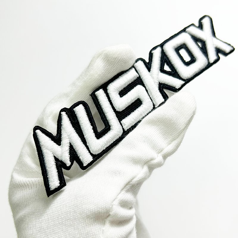 Customized 3D Embroidery Iron-On Patch For Clothing Hats Shoes Personalized Embroidered Patches Heat Transfer