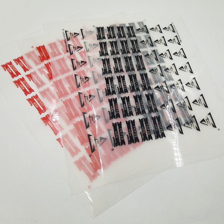 custom 3d logo pvc rubber sticker silicone raised patch logo label 3d silicon heat transfer printing for t-shirts