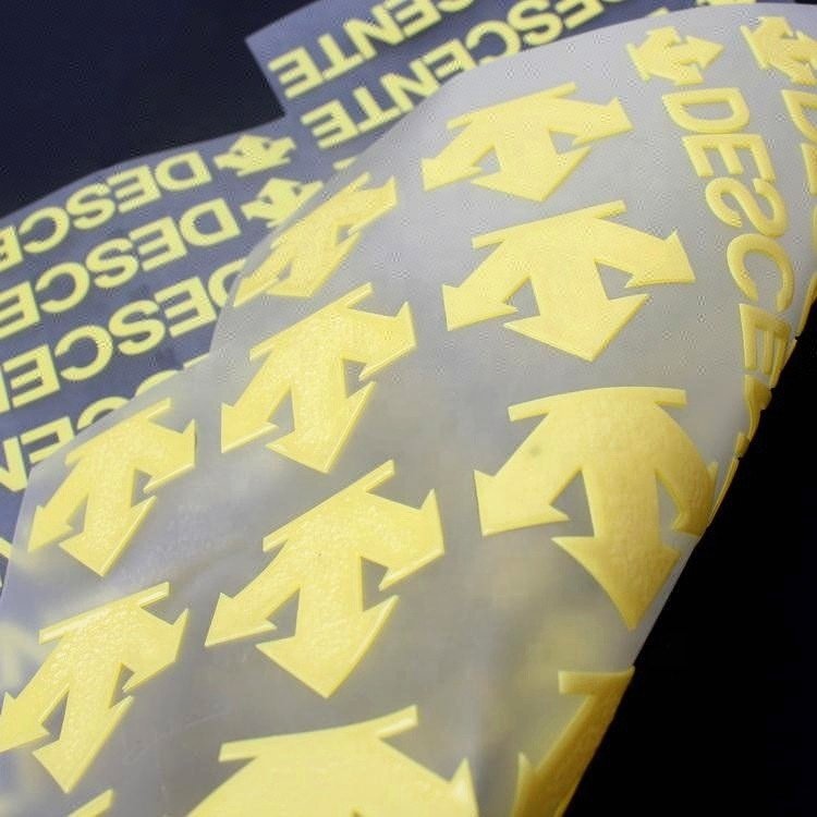 High Density Iron on Printed Custom 3D Logo Silicone Heat Transfer Printing for Raised Rubber Label