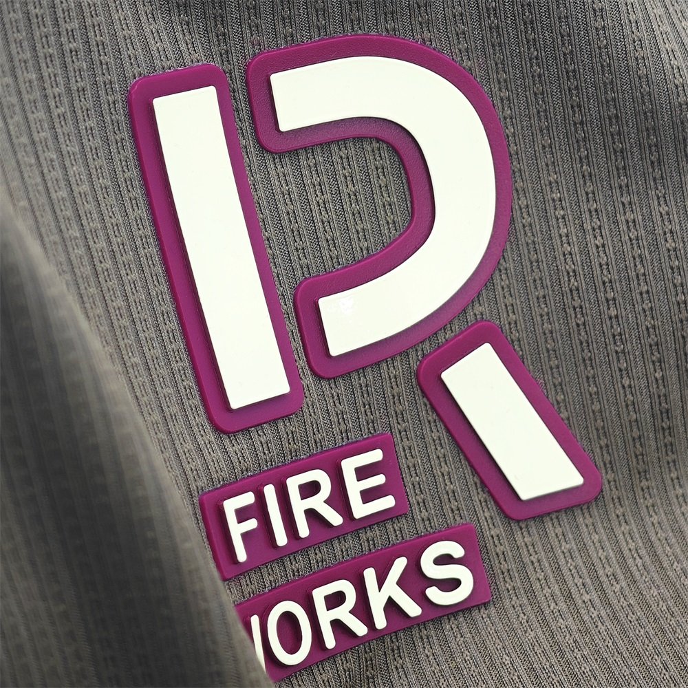 Custom heat transfer logo vinyl 3 inch patches heat transfer print 3d raised puff silicone logo