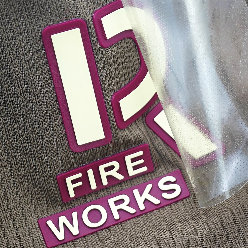 Custom heat transfer logo vinyl 3 inch patches heat transfer print 3d raised puff silicone logo