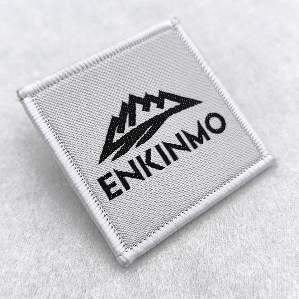 Custom LOGO Design Embroidery Patch Heat Transfer Stick to Clothing Woven Fabric Badge Iron on Caps Garment Accessories
