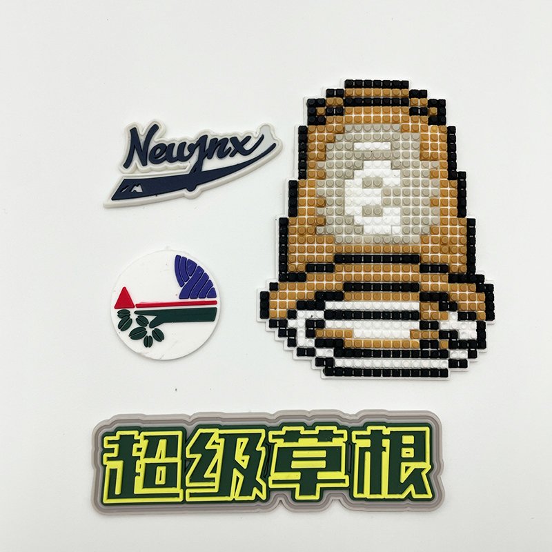 Wholesale Custom Personalized 3d Soft Rubber neck Patches label pvc silicone heat transfer label For Garment/Bags/Shoes