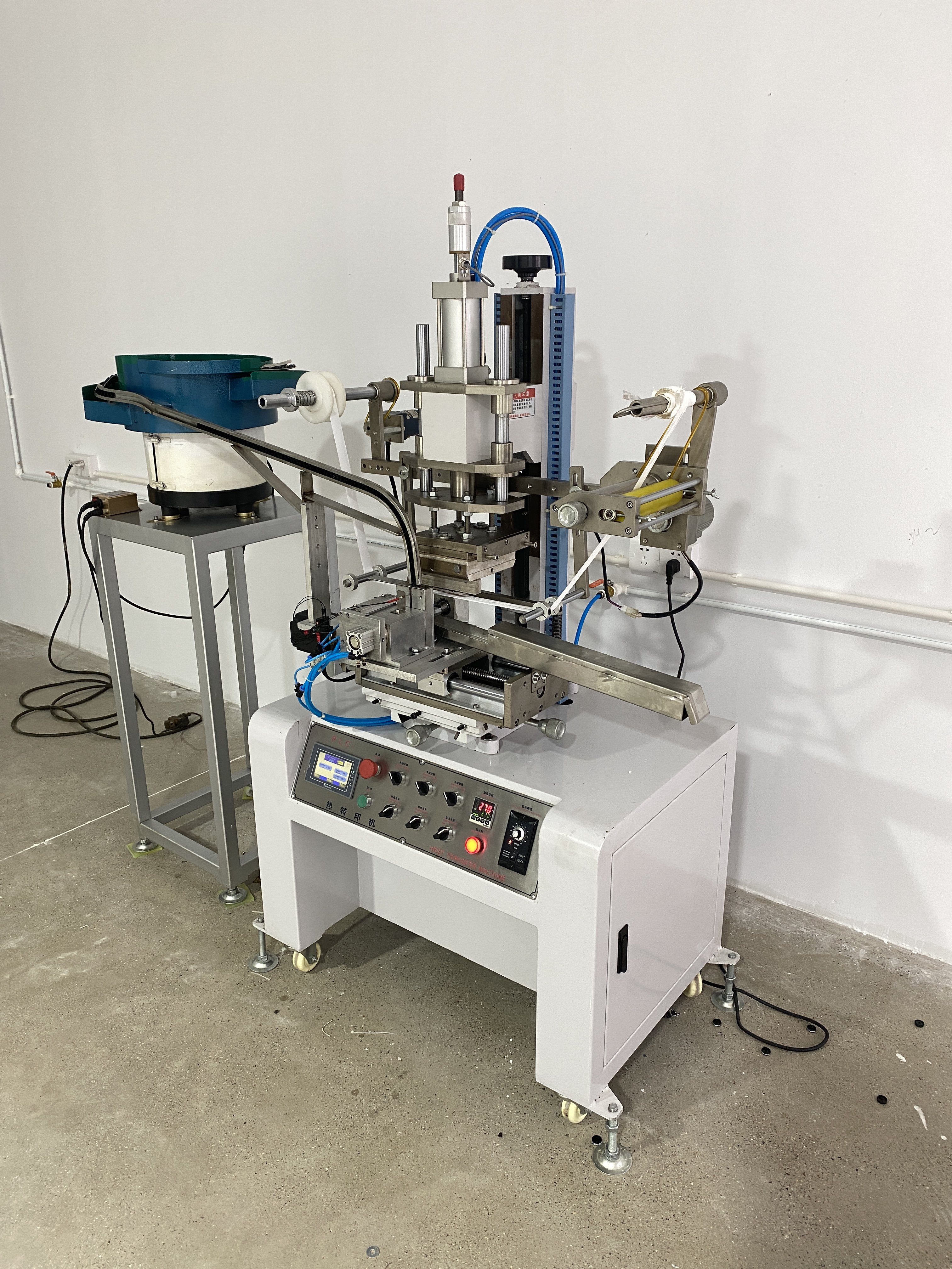 automatic hot stamping machine with feeding system for number wheel combination padlock gilding press machine for number wheel