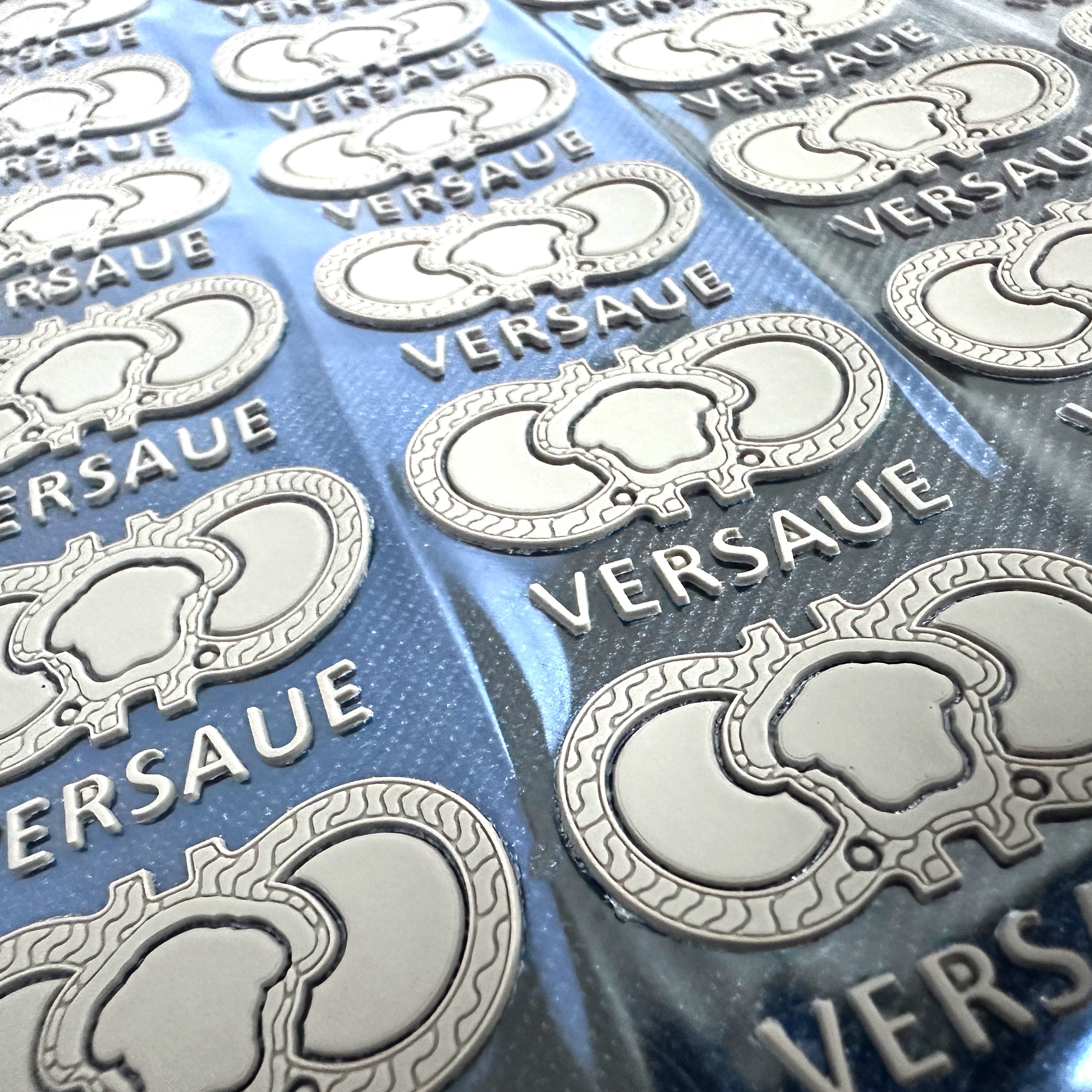 Embossed Silicone Sticker Patch Heat Transfer letters for Clothing Badge Rubber Wholesale Custom 3d Logo Printing Garment logos