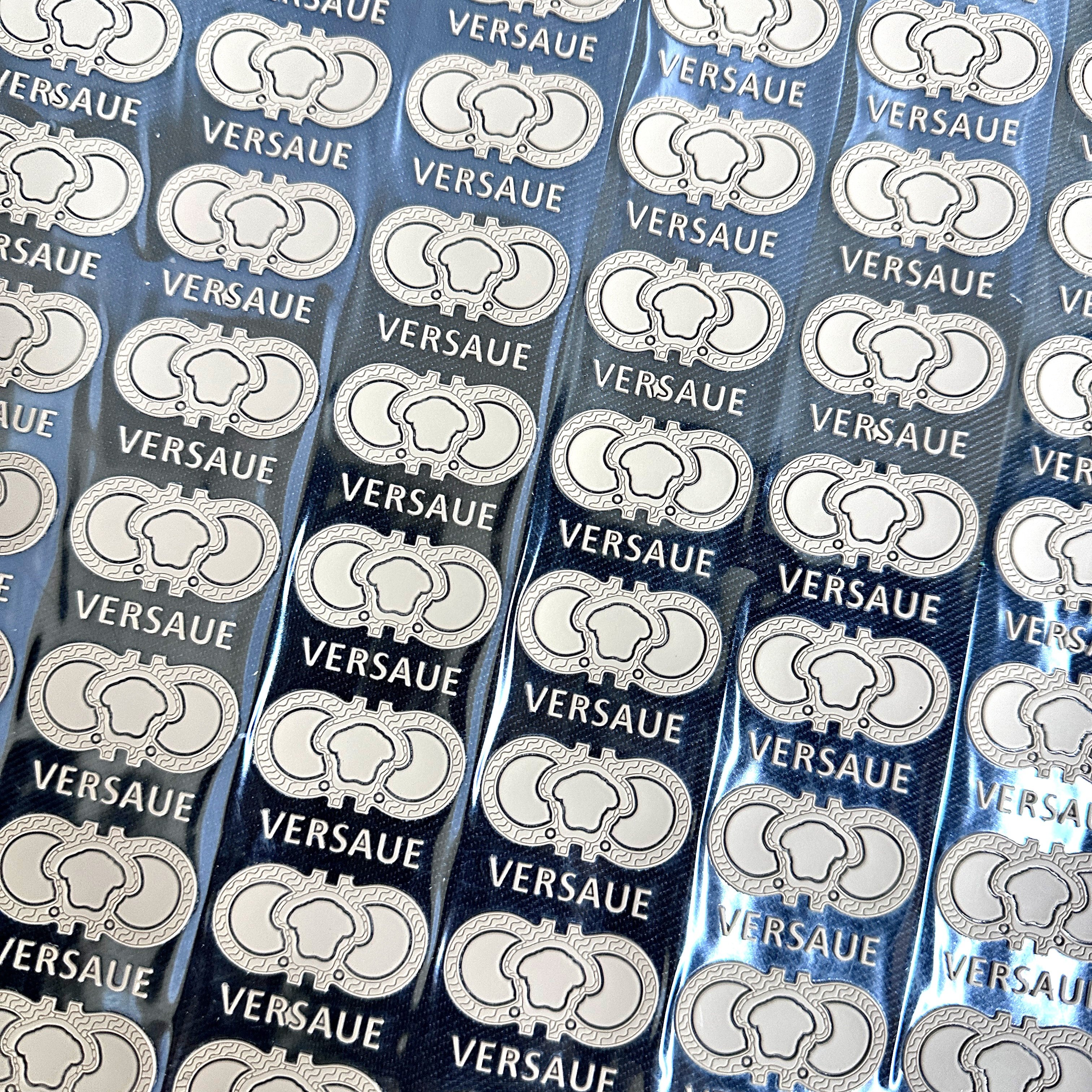 Embossed Silicone Sticker Patch Heat Transfer letters for Clothing Badge Rubber Wholesale Custom 3d Logo Printing Garment logos