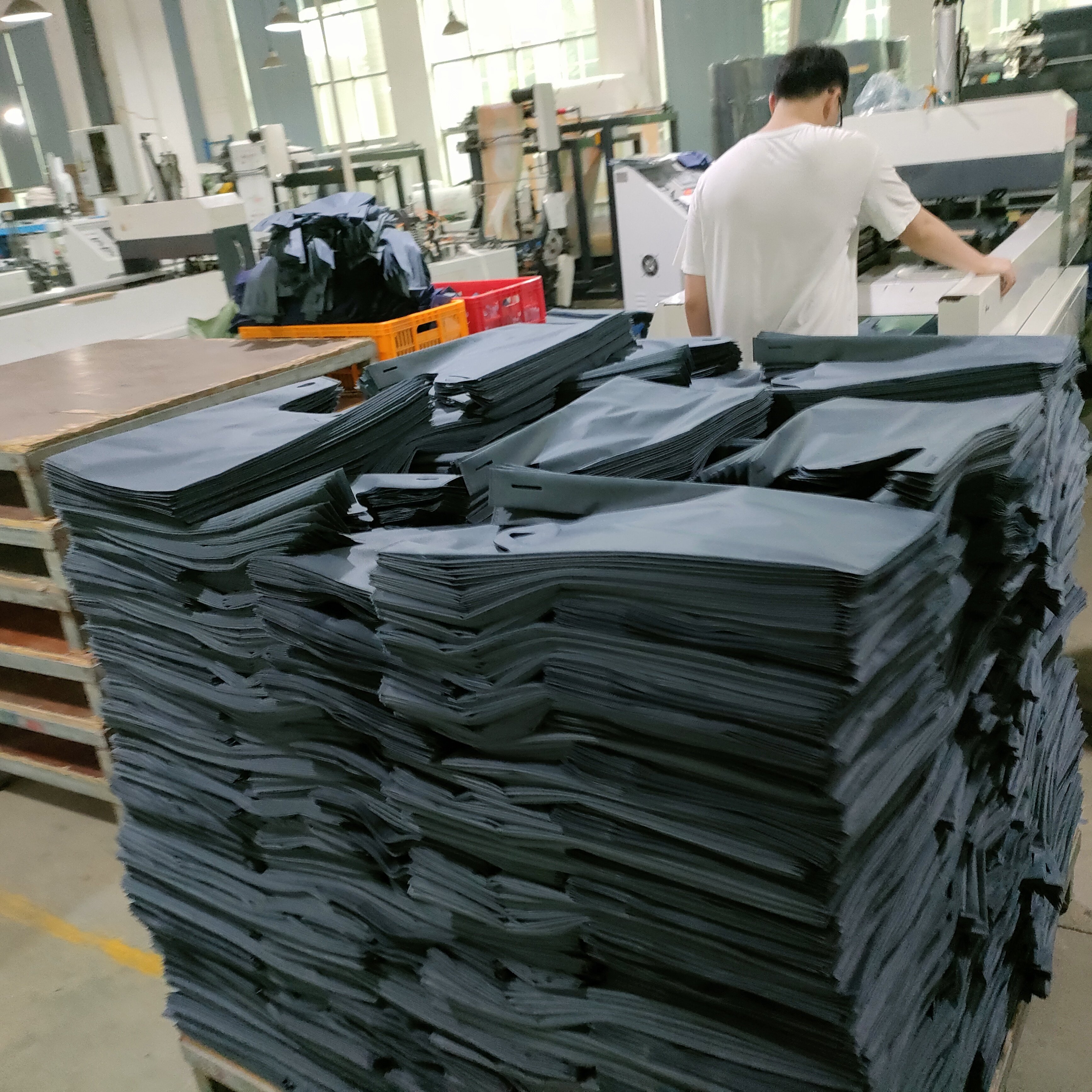 shopping bag recycled non-woven carry bag reusable supermarket,cross shoulder nonwoven shopping tote bags nonwoven dcut