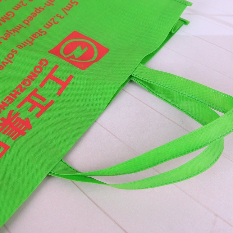 Fashion tote bags custom printed recyclable fabric non woven shopping bags with logo