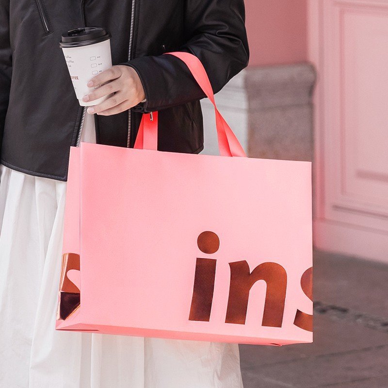 Custom Luxury Brown Retail Color Print Clothing Shopping Gift Jewelry Packaging Kraft Black Pink Paper Bag With Logo