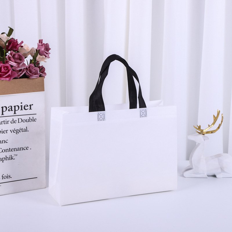 Non-woven shopping bags coated with film promotion gift bag non-woven bag wholesale