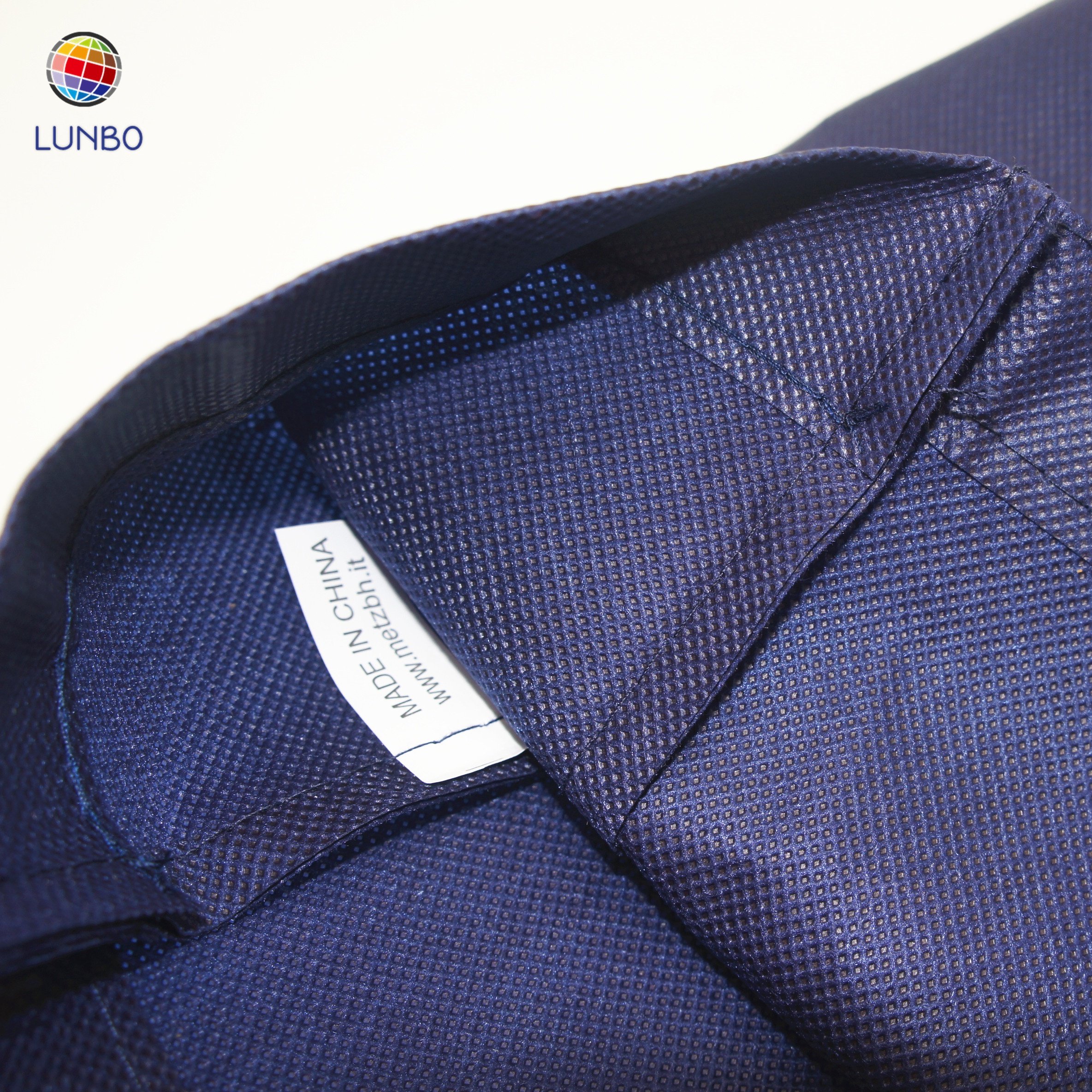Customized 80gsm non woven big bag for clothes shopping,sewing inside blue color nonwoven shopping bag