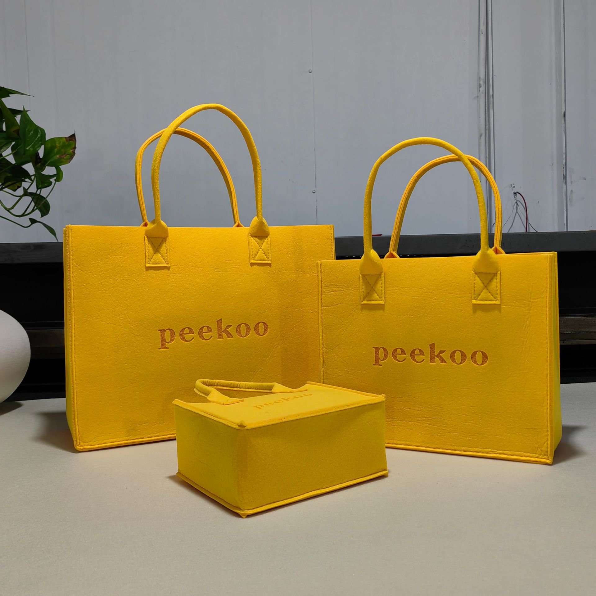 Reusable Lightweight Foldable Felt Tote Shopping Bag Big And Two-strap Design Available In Multiple Colors Wholesale