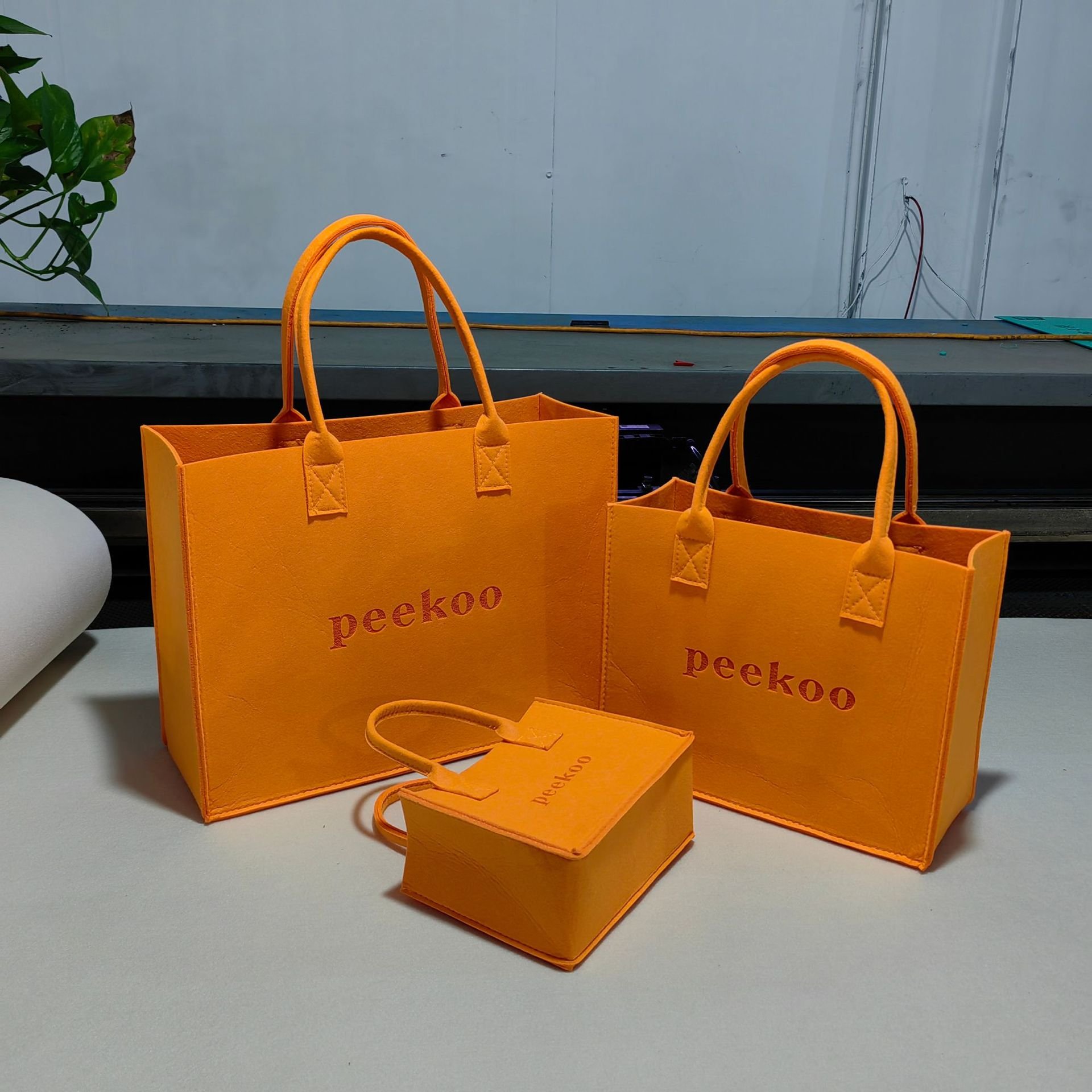 Reusable Lightweight Foldable Felt Tote Shopping Bag Big And Two-strap Design Available In Multiple Colors Wholesale