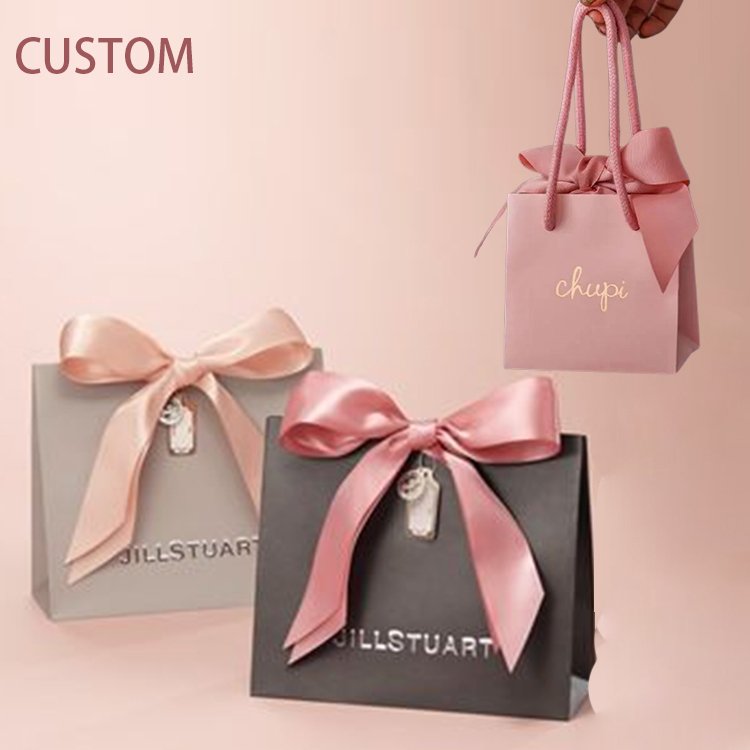 Wholesale Eco-Friendly Reusable Pink Shopping Bag Customizable Paper Packaging for Gifts Jewelry Clothing with Your Logo Handles