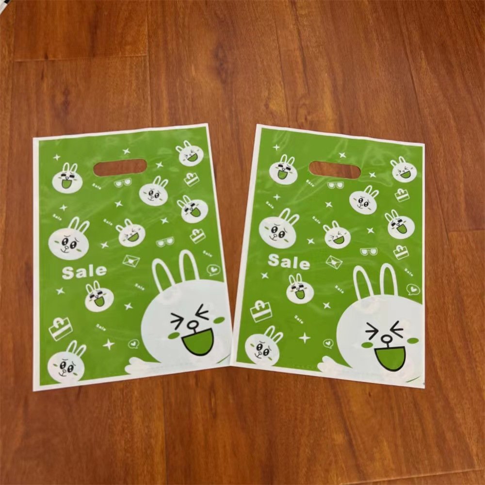Customized Packaging Logo Portable Cartoon PE Plastic Bag Shopping Packaging Boutique Clothing Retail Bag