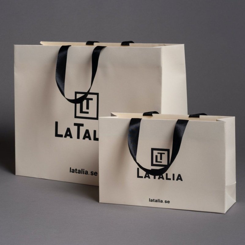 Custom Luxury Clothing Retail Blue Gift Bag bolsas de papel Shopping Packaging Paper Bags with your own logo For Clothes
