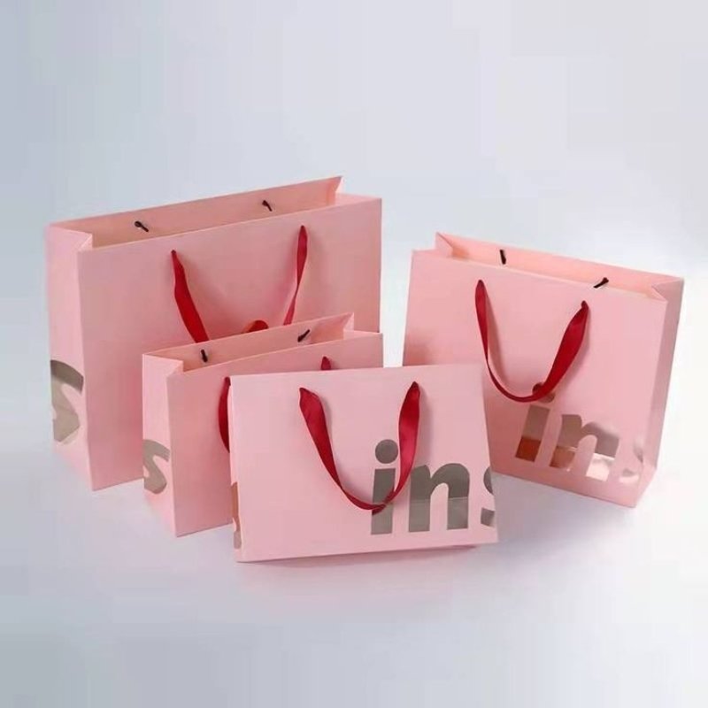 Custom Luxury Clothing Retail Blue Gift Bag bolsas de papel Shopping Packaging Paper Bags with your own logo For Clothes