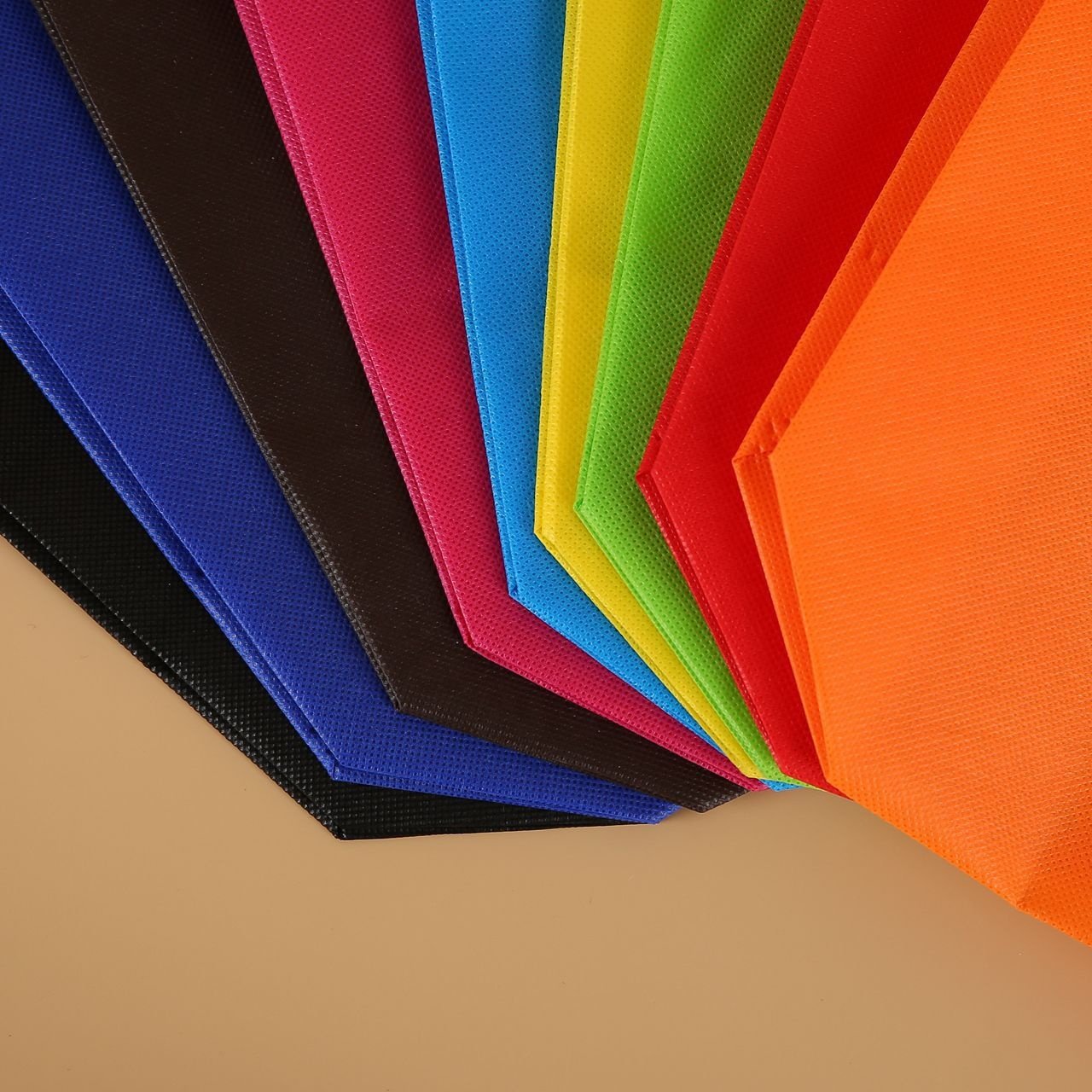 Wholesale custom pp non woven cloth shopping tote ECO reusable gift bag custom Recyclable non-woven bag