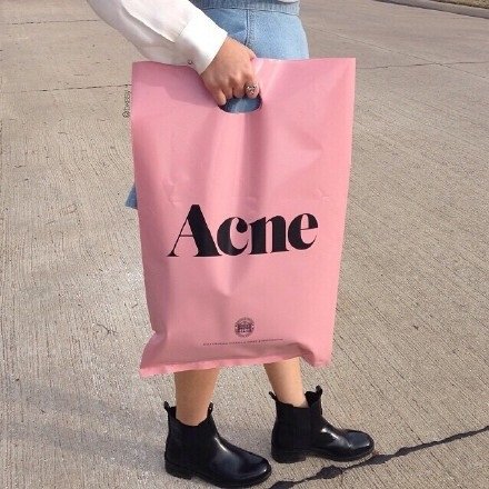 print die cut 30cm x 40cm plastic shopping bags with handle pe gift bag plastic retail branded plastic carrier bags with logos