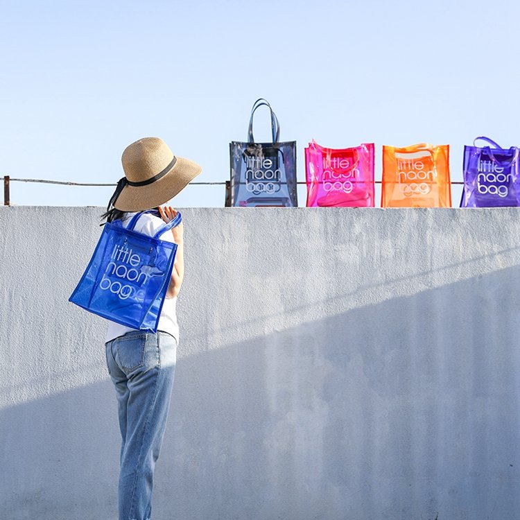 Custom Women Fashion Translucent Plastic Handbag Waterproof Transparent Tote Beach Bags Neon PVC Shopping Bag