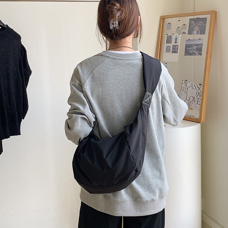 OEM&ODM four seasons Hot sale luxury ladies embroidery chain mini tote bags women big shopping bag candy travel girl handbags