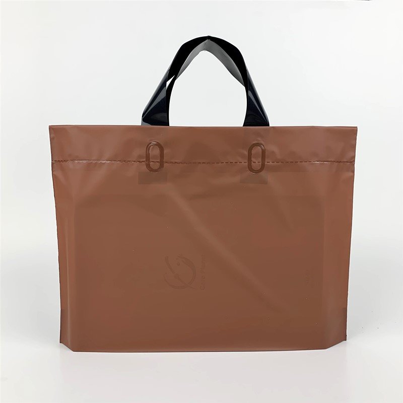 Yiwu Oke Factory In-Stock Wholesale Printed Logo PE Frosted Plastic Handbags Bottom Gusset Gift & Clothing Shopping Bags