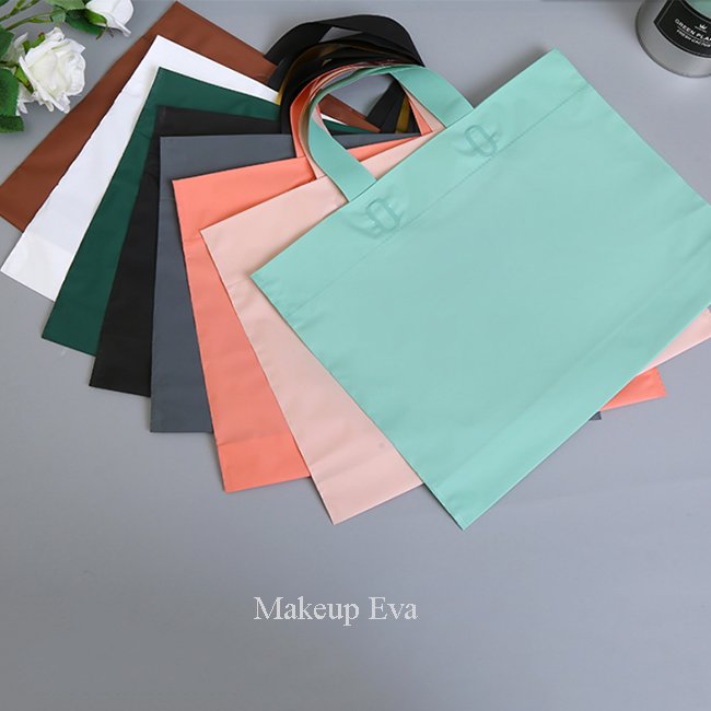 Factory Direct Merchandise Reusable Plastic Bags Boutique Retail Shopping Bags Small Business Bag With Handle