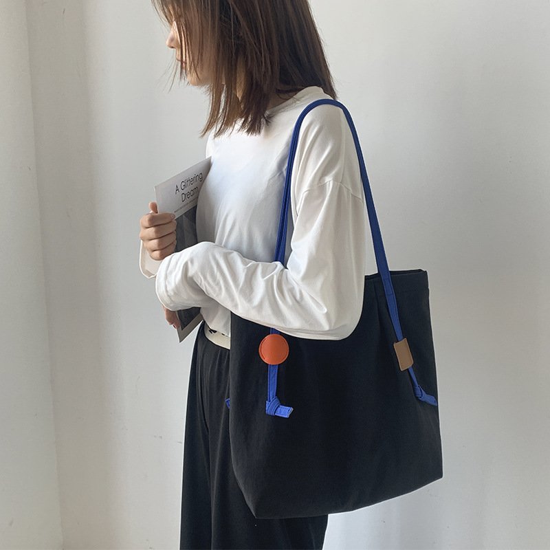 New design Fashion ins style custom logo size nylon bag waterproof shopping bag Large capacity traveling shipping tote bag