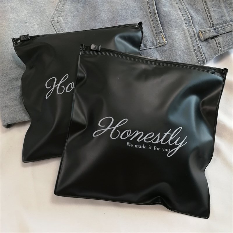 Garment Zipper Bag Custom Packaging Bag for Hoodies Zip Lock Bag Custom Logo Black Color Package PVC Carrying Bag Clothing Bags
