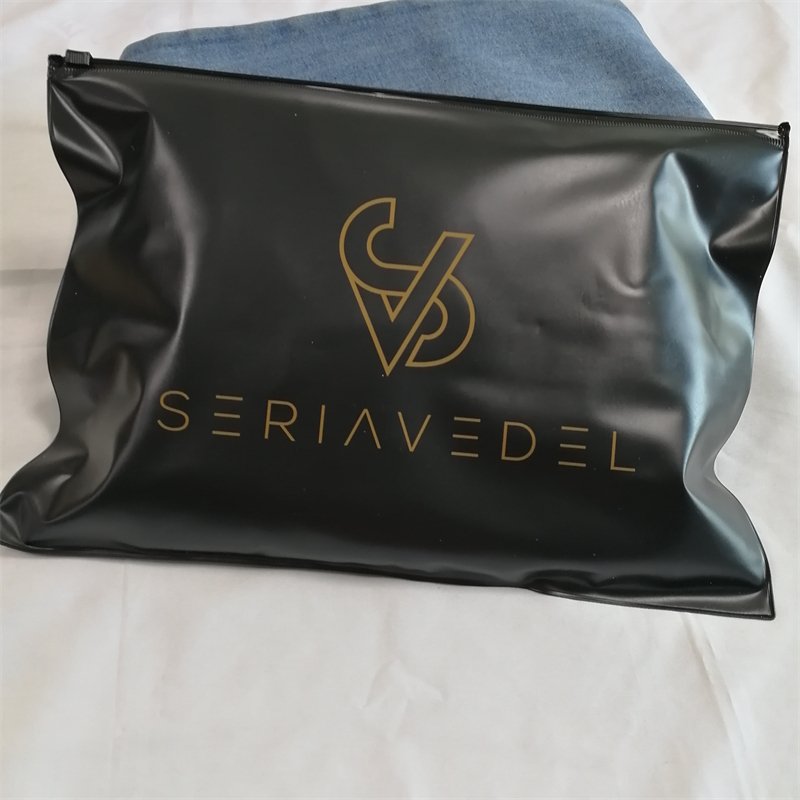 Garment Zipper Bag Custom Packaging Bag for Hoodies Zip Lock Bag Custom Logo Black Color Package PVC Carrying Bag Clothing Bags