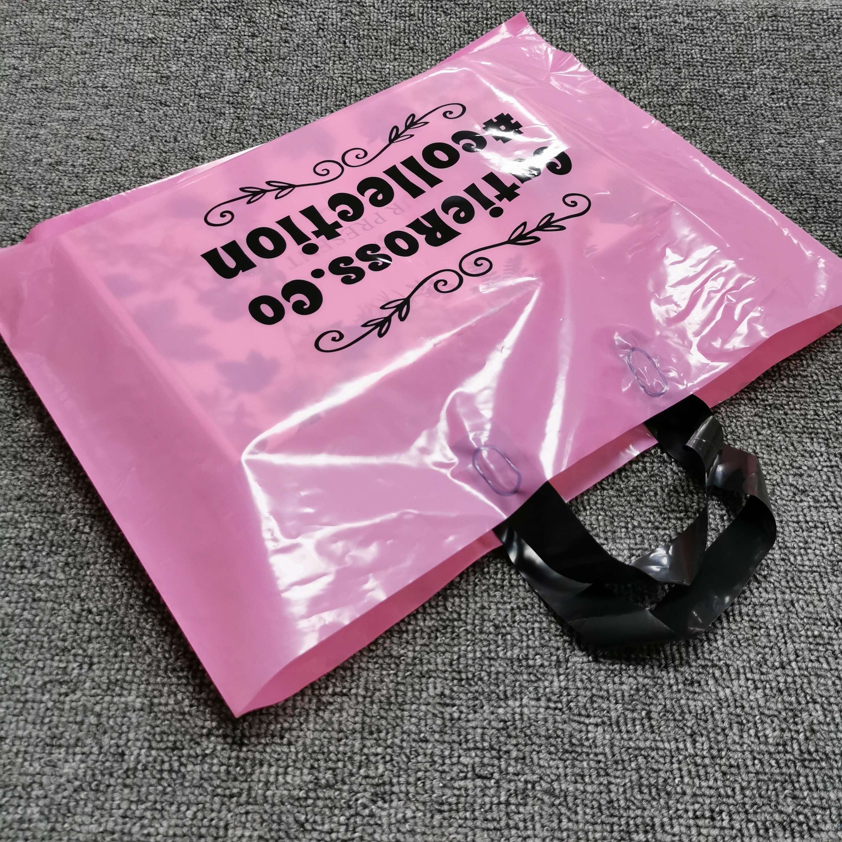 OEM custom logo patch handle plastic packaging bag shopping bag with logo plastic shopping bag