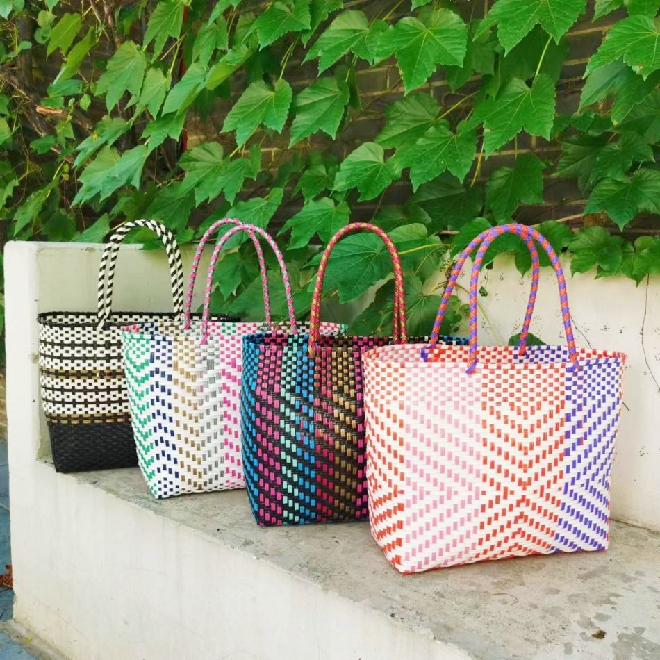 Plastic picnic bags for fruit colorful pp shopping bag women recycled plastic bag