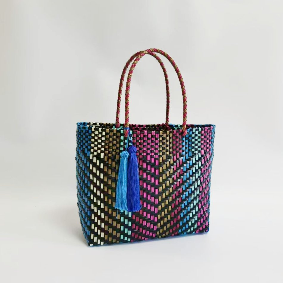 Plastic picnic bags for fruit colorful pp shopping bag women recycled plastic bag