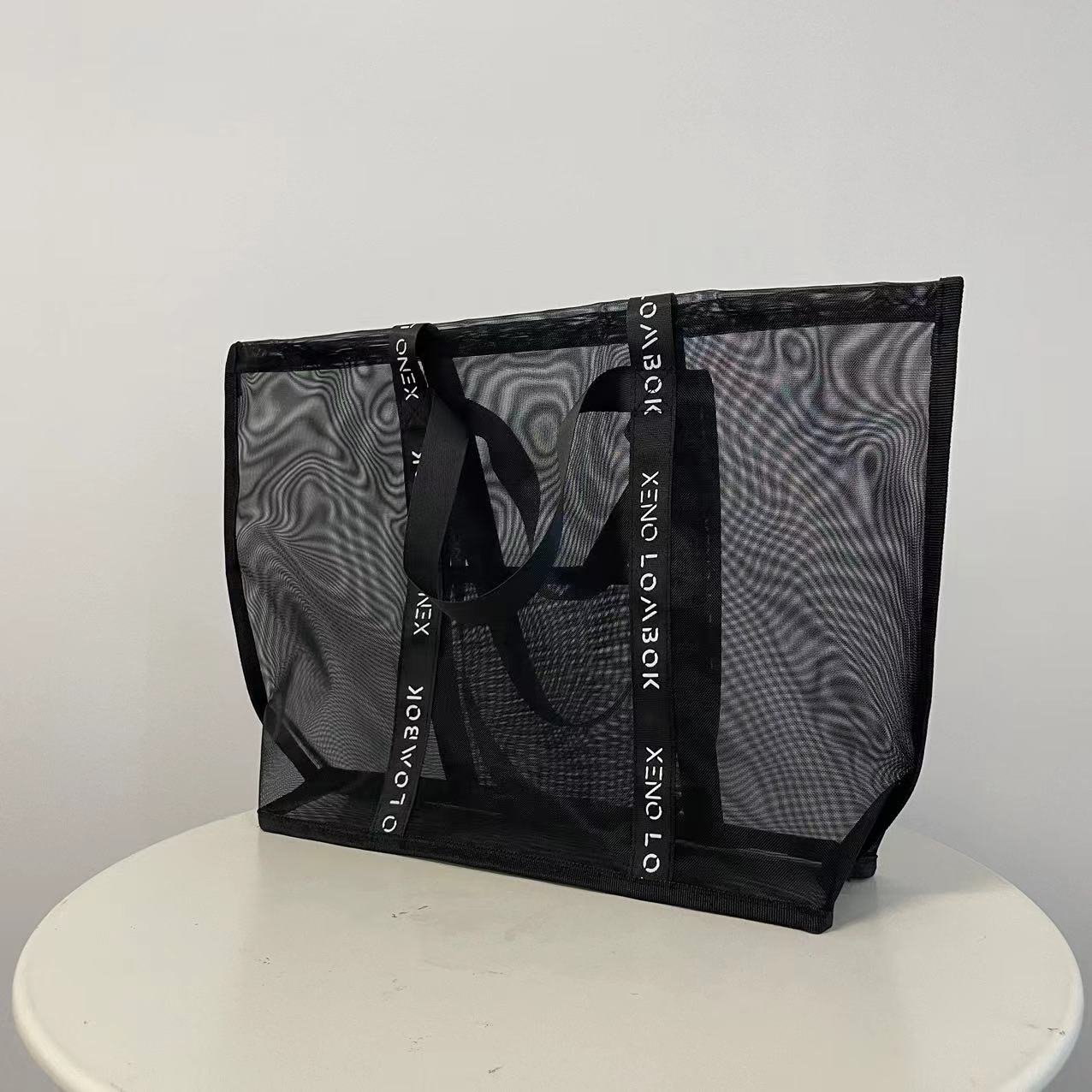 Custom Logo Printed Handle Black Mesh Shopping Bag for Clothes Net Nylon Tote Bag Large Capacity Grocery Beach Bag With Pocket