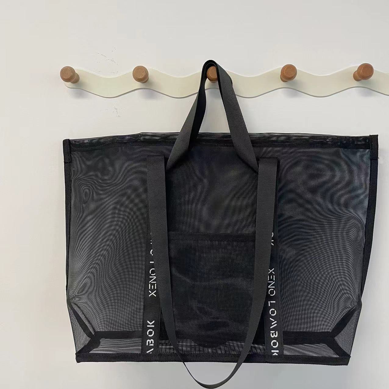 Custom Logo Printed Handle Black Mesh Shopping Bag for Clothes Net Nylon Tote Bag Large Capacity Grocery Beach Bag With Pocket