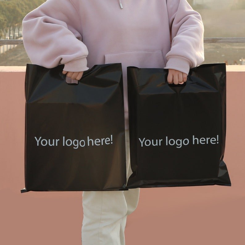 Hot Selling Custom Die Cut Plastic Bags Packaging Poly Bag for Clothes Plastic Shopping Bags with Handle