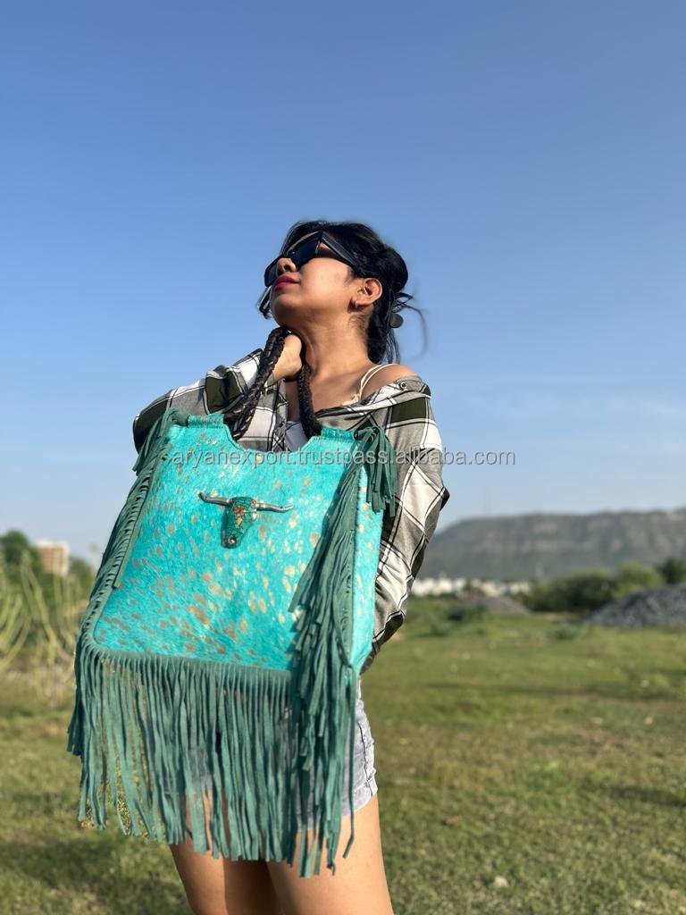 New Hot Sale Discount Hair On Metallic Cow Leather Women Underarm Tote Bags High Standard Quality Bull Skull Piece Shopping Bags