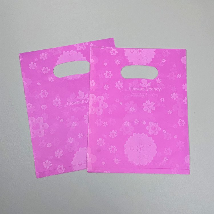 Yiwu Oke Factory Wholesale 30*40CM Shrink Fashion Print Clothing Shopping Bag Plastic Handbag Gift Packaging Bag